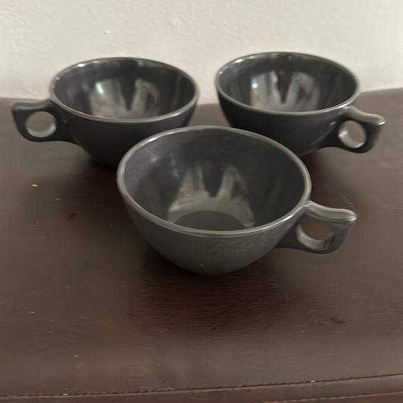 Vintage Melmac / Melamine Sugar and Creamer Set, Cups and Plates by Branchell - Picture 8 of 8